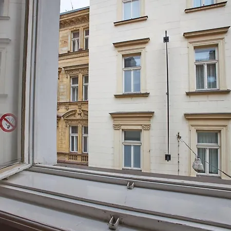 Jeruzalemska - Synagogue Apartment *